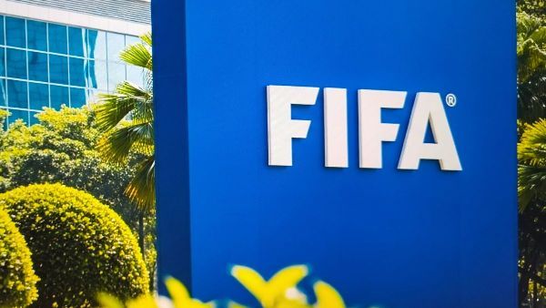 الاتحاد الدولي لكرة القدم (فيفا) يكافح خطاب الكراهية على الإنترنت خلال كأس العالم 2026