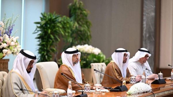 الإمارات العربية المتحدة وأوزبكستان تعززان العلاقات في طشقند