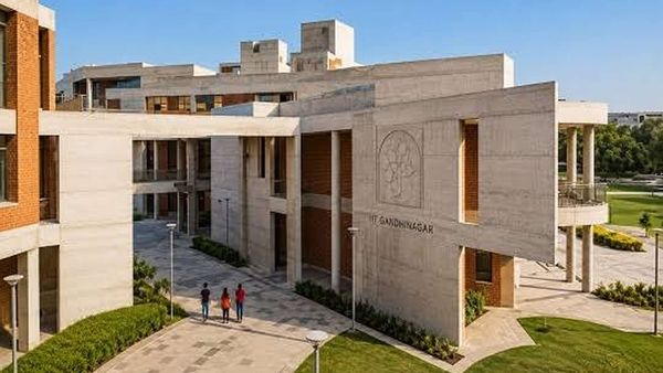 Forward Deployed Engineer: IIT Program For Silicon Valley