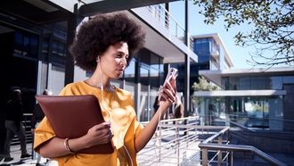 AI & AR/VR To Boost Telecom Growth