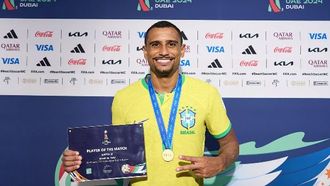 حلم رودريغو سواريس يفوز في دبي