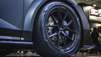 Revolutionary Carbon Hybrid Wheel Unveiled