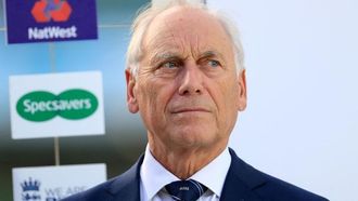 أسباب عدم اعتذار جريفز لرفيق