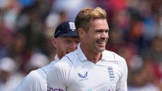 Anderson's Strike, Root's 122 Not Out