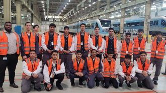 طلاب عجمان يتدربون في هندسة القطارات