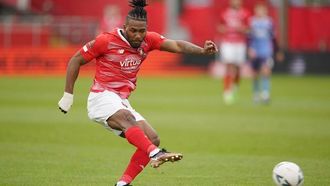 Ebbsfleet يفوز بالمباراة الحيوية ضد ووكينغ