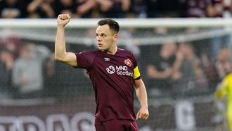 Shankland's Penalty Draws Hearts With Hibs