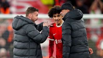 لاعبي كرة القدم من الجيل التالي وإرثهم