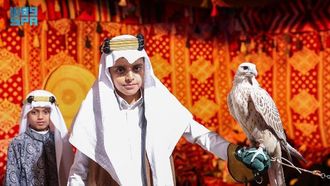 الإنسان والأرض يصادف يوم التأسيس