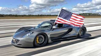 Hennessey Eyes 300mph Record with Venom F5