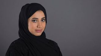 مخاطر تقليد المشاهير على الشباب