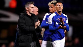 فوز إبسويتش في اللحظة الأخيرة بنتيجة 4-3