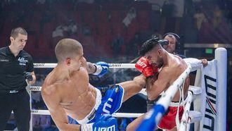 أندريا سانتوس يفوز بلقب بطولة العالم للكيك بوكسينغ