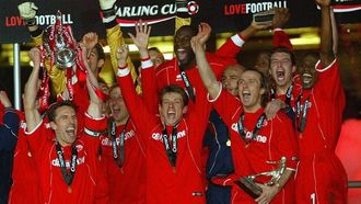 فوز بورو التاريخي بكأس الرابطة عام 2004