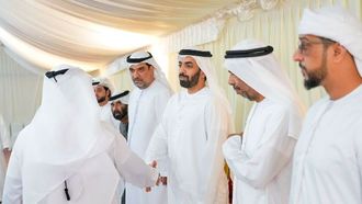 الشيخ أحمد يقدم التعازي في رأس الخيمة