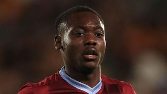 Swindon Wins, Hepburn-Murphy Stars