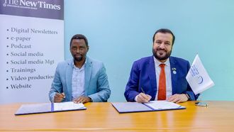 الإمارات ورواندا تعززان العلاقات الإعلامية