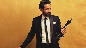 Vikrant Massey Wins Critics Best Actor