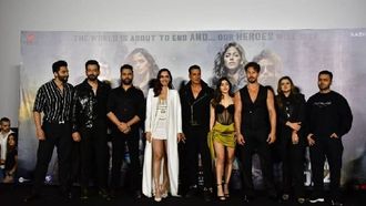 Akshay Praises Jackky At Film Launch