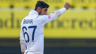 ستوكس واثق رغم مرض الفريق