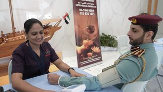 شرطة عجمان تقود حملة للتبرع بالدم