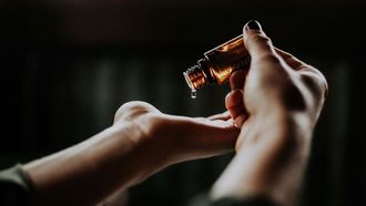 زيوت الفاكهة والنباتات للعناية بالجمال