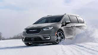 Pacifica Wins Best Family Minivan 2024
