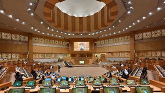 مجلس دولة الإمارات العربية المتحدة يراجع منح الزواج