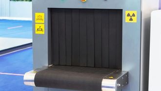 الماسحات الضوئية ثلاثية الأبعاد تعزز أمن المطارات