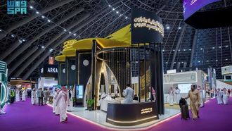 المساجد المقدسة تعزز رؤية الزائرين