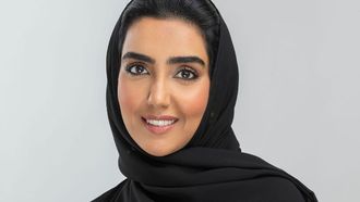 تكريم المرأة الإماراتية في يوم المرأة