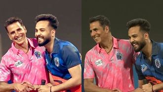 Akshay Kumar's Wicket Wins Hearts In ISPL T10