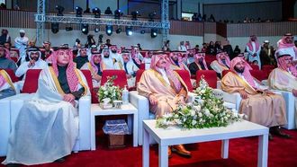 الأمير يكرم جمعية أيتام الجبيل