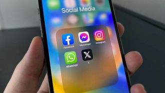 مسؤولون تنفيذيون سابقون يرفعون دعوى قضائية ضد ماسك 