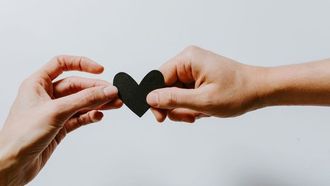 Fostering Healthy UAE Relationships