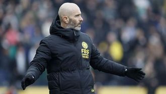 ليستر يتعادل مع هال