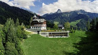 رعاية صحية فاخرة في جبال الألب السويسرية