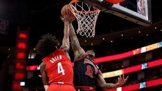 فوز روكتس السابع على التوالي أمام بولز