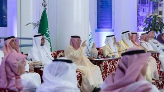 محادثات نمو الأعمال في جدة