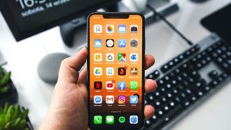 Apple, Google Discuss AI For IPhone