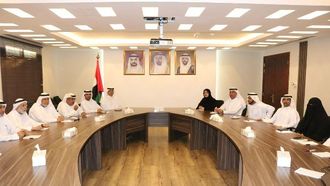 مراجعة خطط الطقس في كلباء