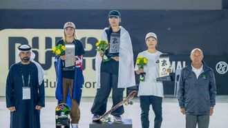 اليابان تفوز بجولة شارع التزلج