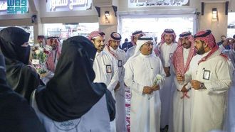 أمين الطائف يتفقد سوق البلد