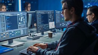 الإمارات تحذر من عمليات احتيال وهمية عميقة