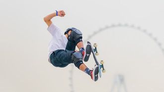 تحديد نصف نهائي التزلج في دبي