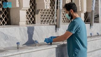 العناية التاريخية ببئر زمزم