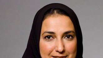 الإمارات تكرّم إرث زايد الخيري