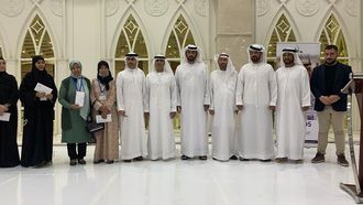 القاسمي يكرم يوم زايد للعمل الإنساني