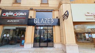 جليز دونتس: الفن يلتقي بالنكهة في الرياض