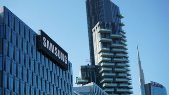 Samsung Leads Signage Market